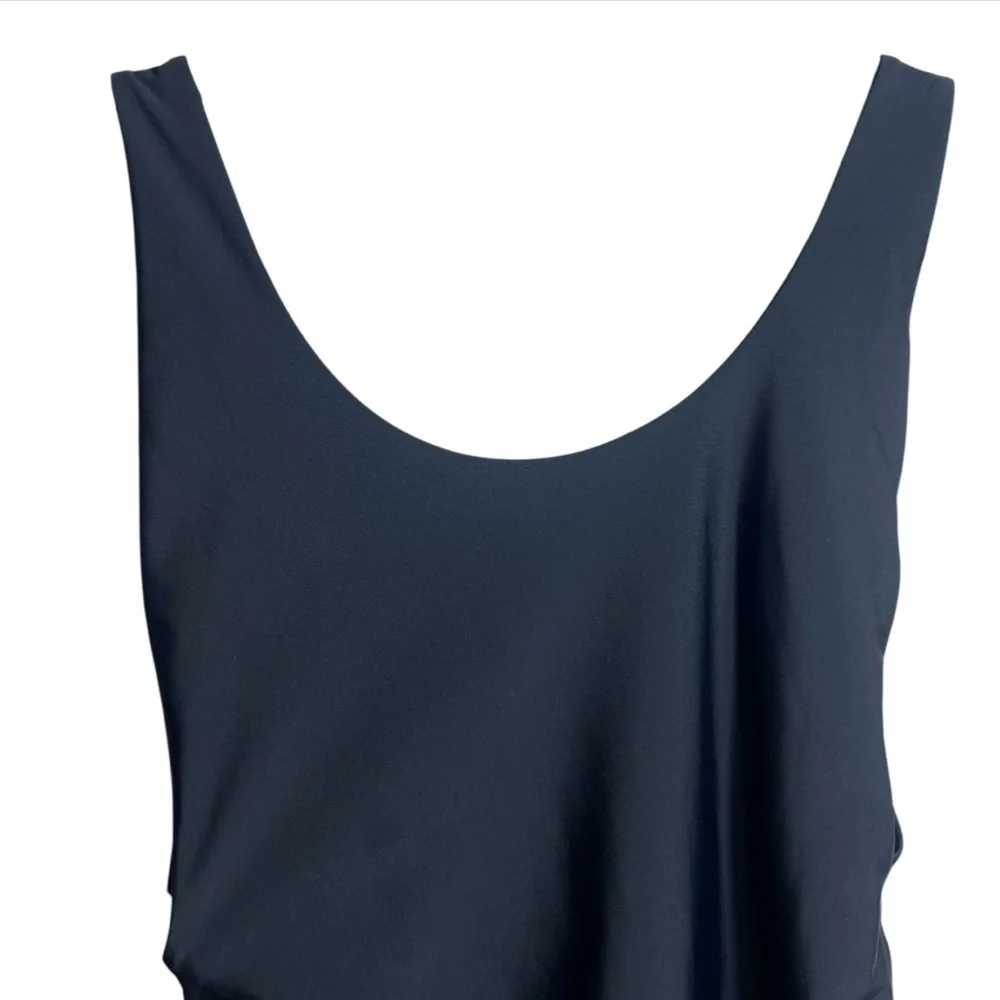 Aerie Maillot De Bain One-Piece Swimsuit Scoop Neck Low Cut Back Lined Black L